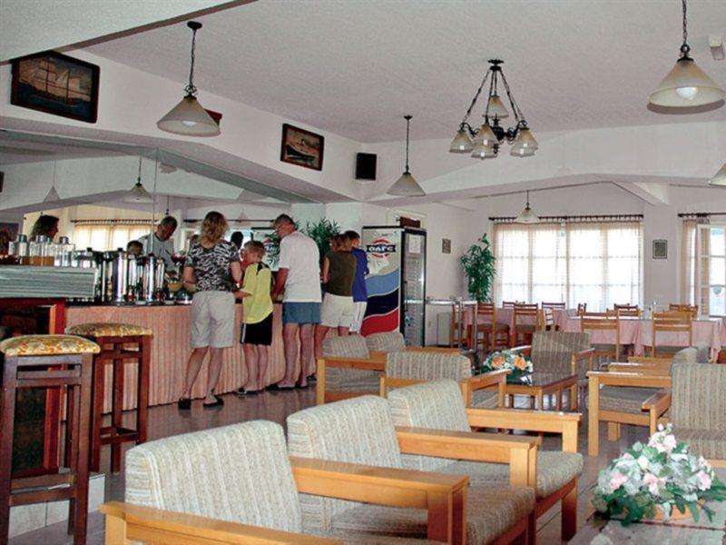 Paradise Hotel 사모스 외부 사진