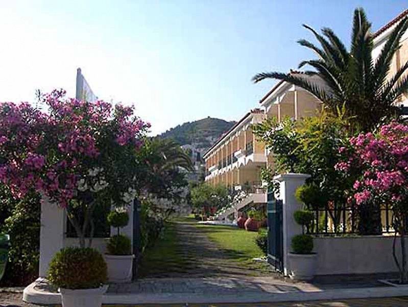 Paradise Hotel 사모스 외부 사진