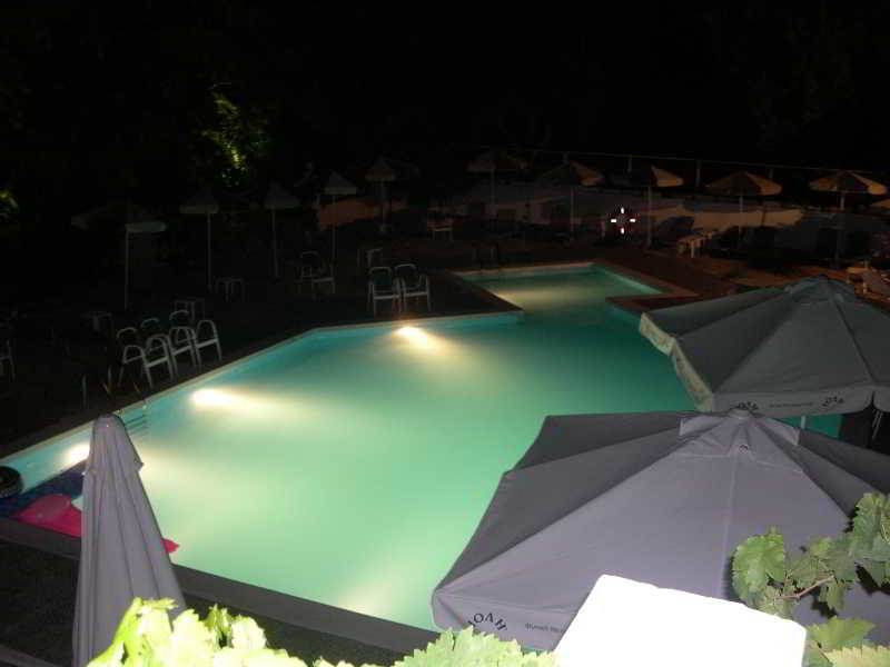 Paradise Hotel 사모스 외부 사진